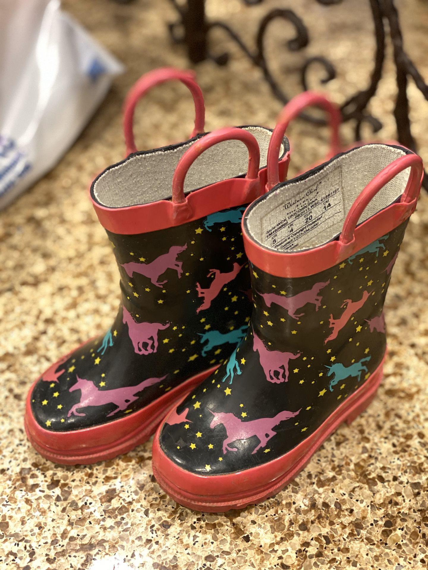 Baby girl rain boots size 5