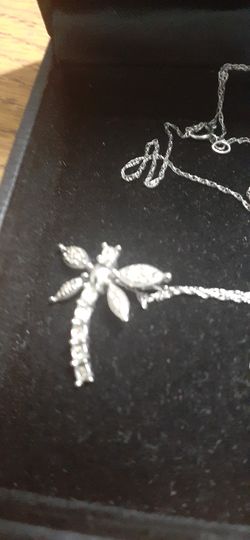 14kt white gold and diamond dragonfly
