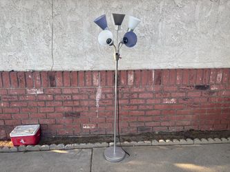Light fixture five light good condition