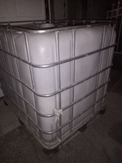 Portable Water Tank 250 Gallon