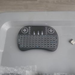 Wireless Mini Keyboard + Toucbpad