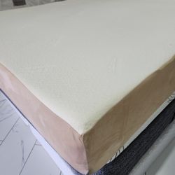 King Sizes Mattress And Box Spring 