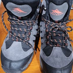 High Sierra Trooper Boys' Hiking Boots

Size 7