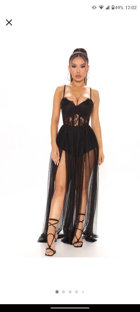 Into The Right Mood Maxi Dress - Black