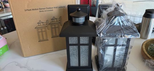 Motion Sensor Outdoor Wall Lights 2 Packs Dusk to Dawn Outdoor Lighting
