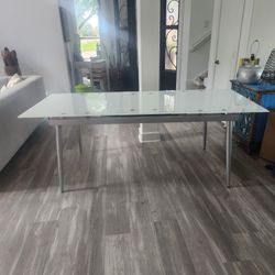 Modern Italian Extendable Dining Table, Glass Top and Pop-up Leaf