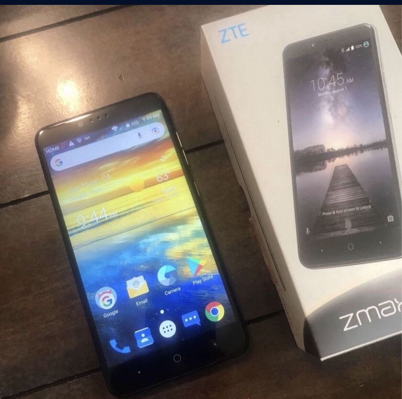 ZTE ZMAX PRO Z981 32GB (Unlocked)