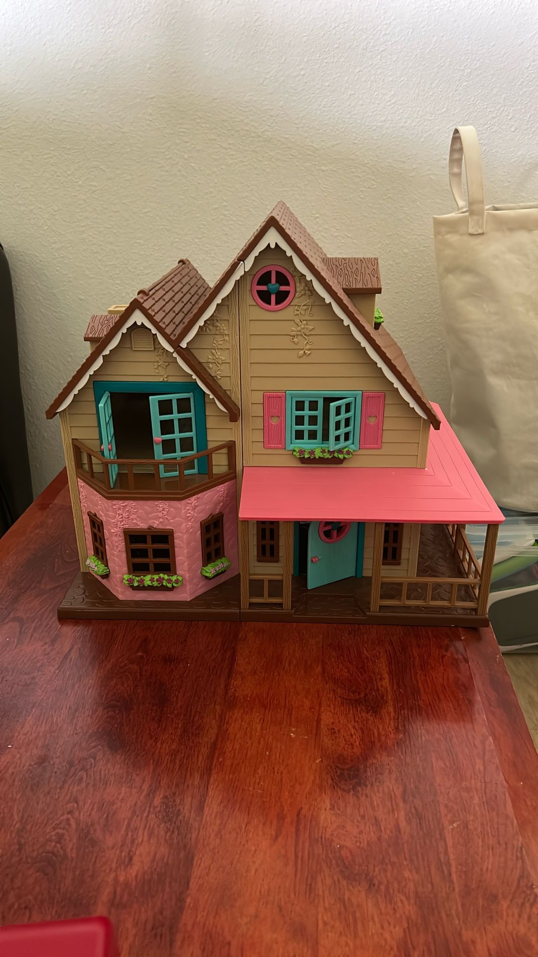 Doll House