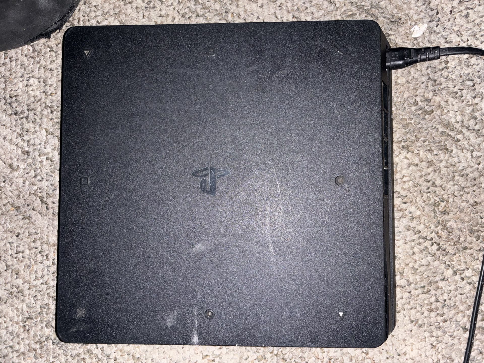 playstation 4 slim