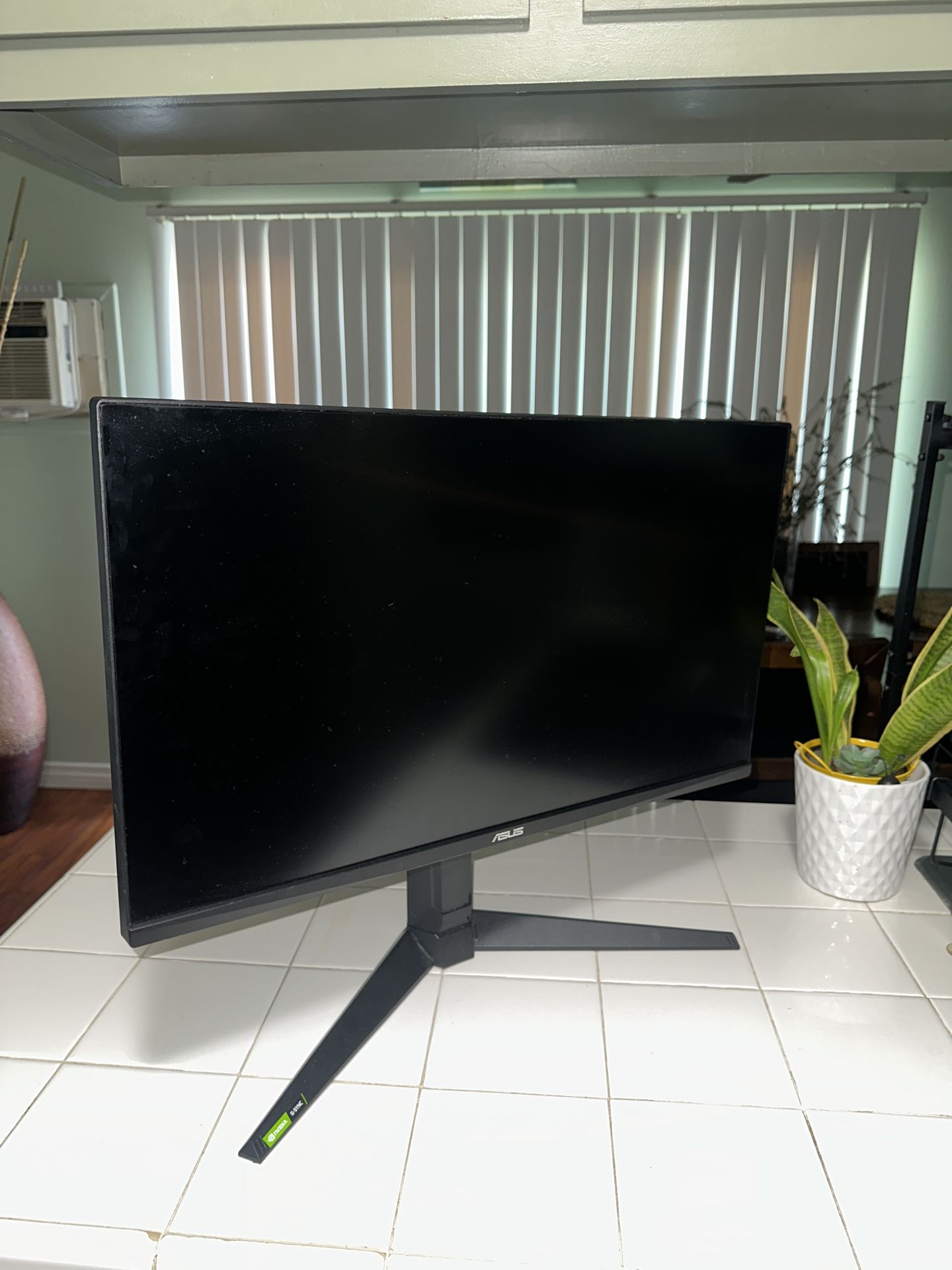 ASUS TUF Gaming VG28UQL1A 28" 4K 144 Hz IPS Gaming Monitor