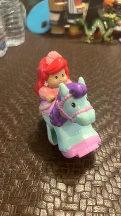 Fisher Price Little People Disney Princess Ariel Klip Klop Horse Blue
