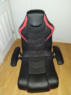 X Rocker Nemesis Pedestal Rocker with Speakers(Black w/ red racing stripes)