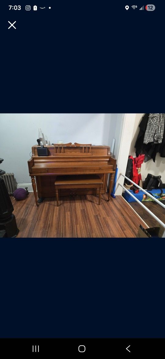 🎹 FREE Piano — Must Go! 🎹