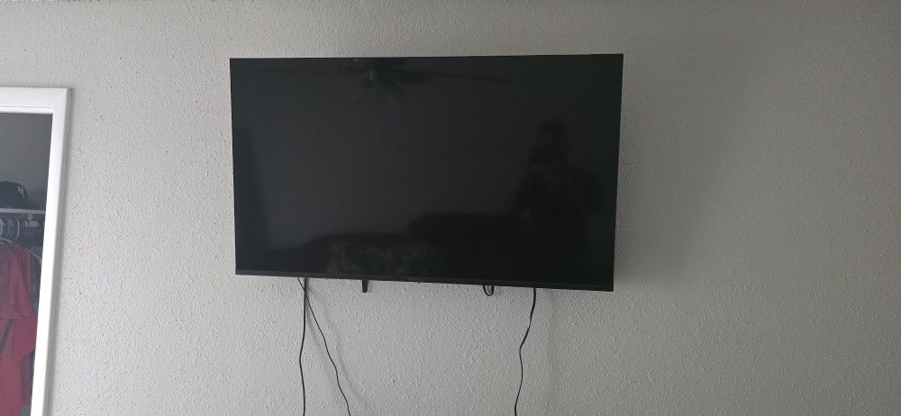 50-inch Insignia Brand smart Tv