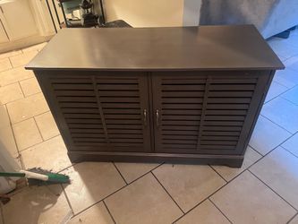 Bar cabinet