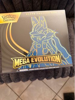 Mega evolution Lucario ETB