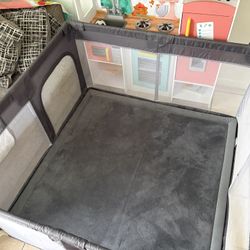 Baby Play Yard / Playpen 50x50