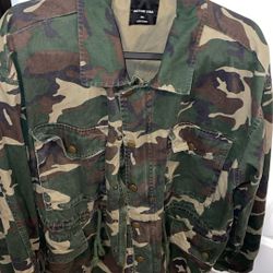 Active USA Women’s Camo Jacket