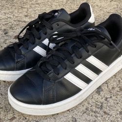 WOMENS ADIDAS SHOES