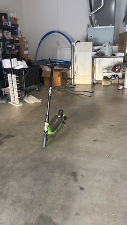 Razor black label E 90 electric scooter