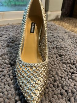 Gold knit Nine West heels