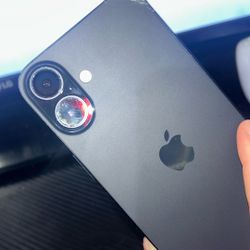 iPhone 16 Plus