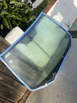 Windshield 