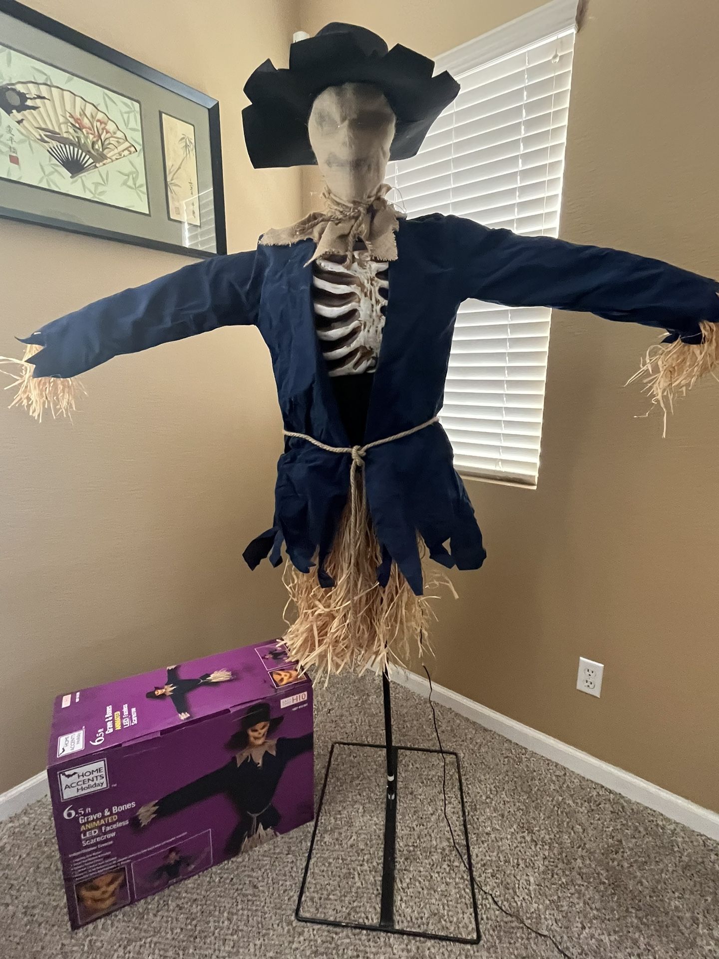 Home Depot Faceless Scarecrow (2022)