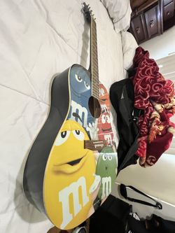 Guitar M & M Limited Edition Acoustic Guitar