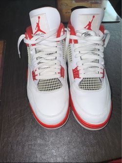 Jordan 4’s Fire red Size 12
