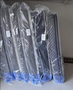 Twin mattress