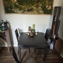 Dining room table