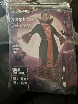 Vampiress Princess Costume