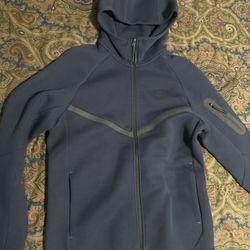 Brand New Nike Tech 