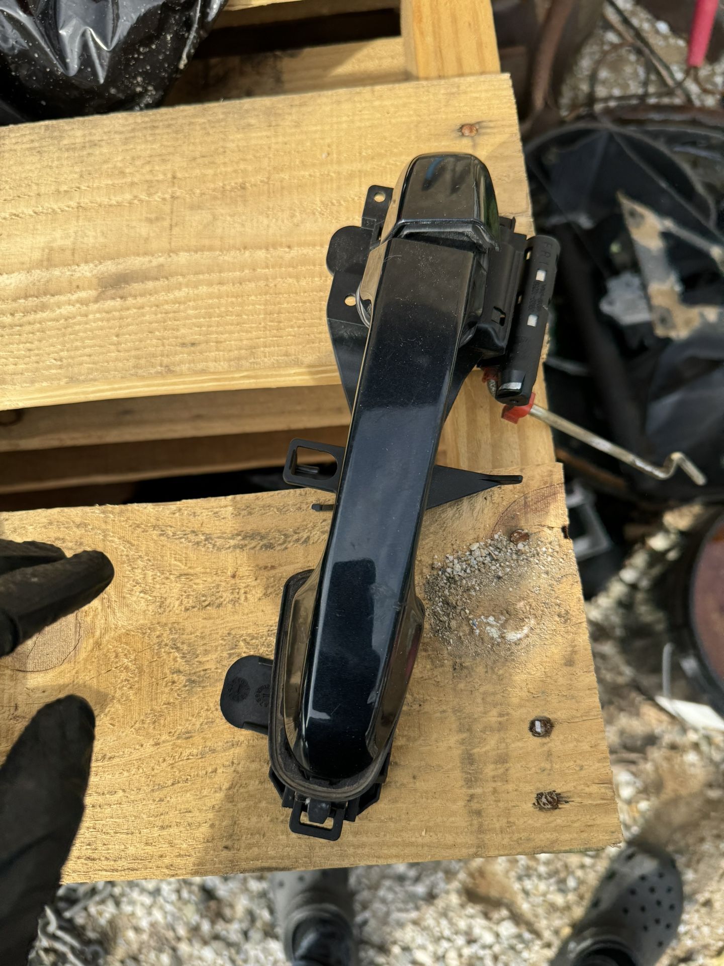 12-14 toyota camry door handle r