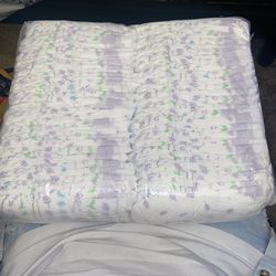 56 New Kirkland Diapers 