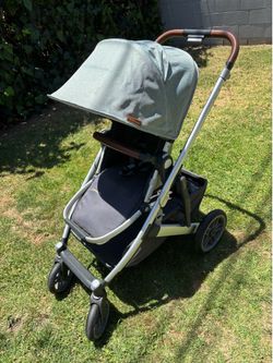 UPPAbaby Cruz V2 stroller