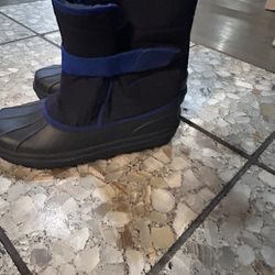 Kids Snow Boots 6y