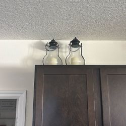 2 Lanterns 