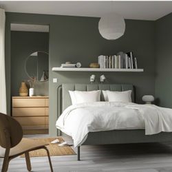 [Moving Sale] Casper Queen Mattress and IKEA Tallasen Frame