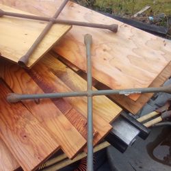 1 Ton Or Bigger Star Lug Wrenches