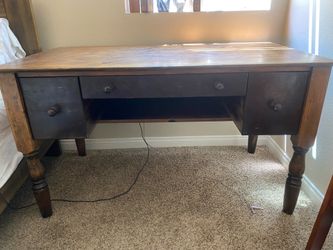 Solid wood repainted desk