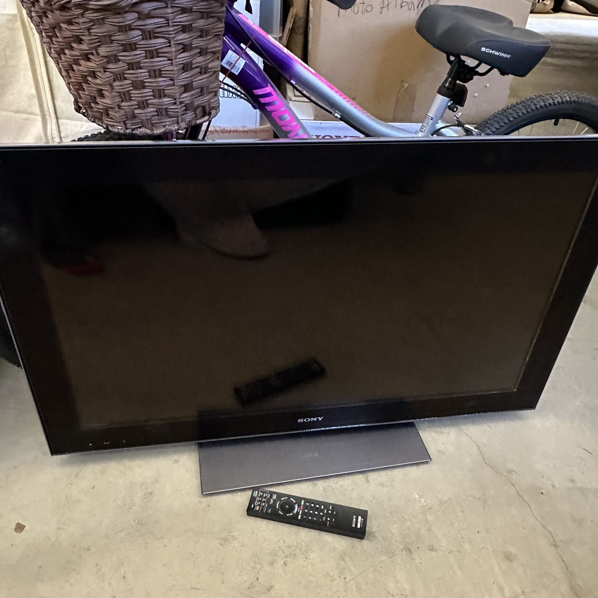 35in Sony TV