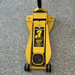 FS: Daytona 3 Ton Low Profile Super Duty Yellow Floor Jack 