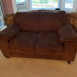BROWN SUEDE COUCH LOVESEAT 