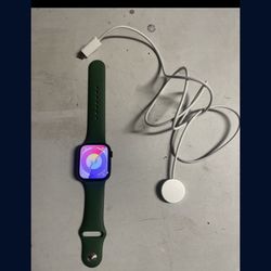 Apple Watch Series 7
