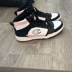 Women’s White, Black, & Pink Converse Sneakers- Size 9W