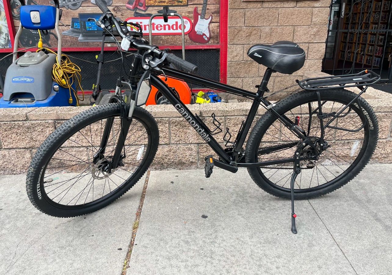 Cannondale Trail Mountain Bike – ¡Como Nueva!