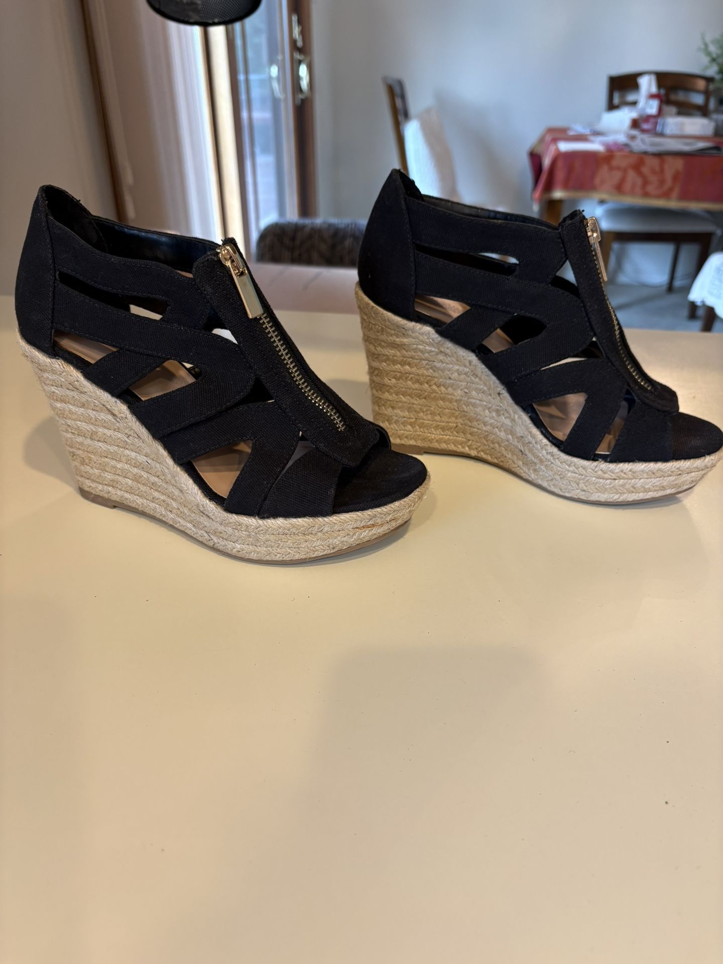 Ladies Size 6 Platform Shoes