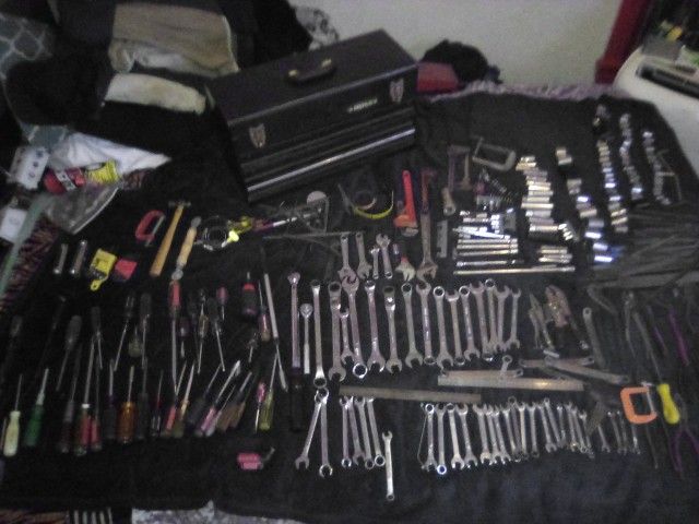250pc Tool Set (Serious Buyers Only)